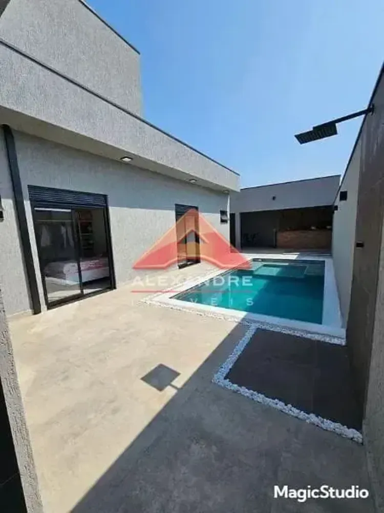 Casa, 3 quartos, 238 m² - Foto 2