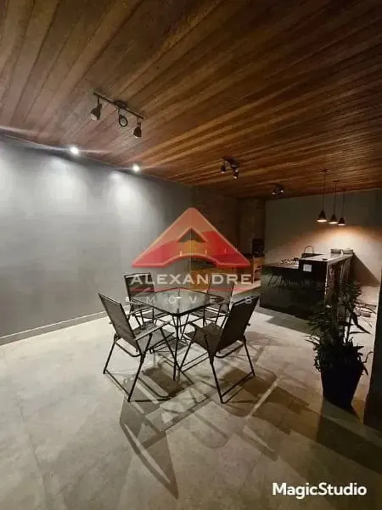 Casa, 3 quartos, 238 m² - Foto 4