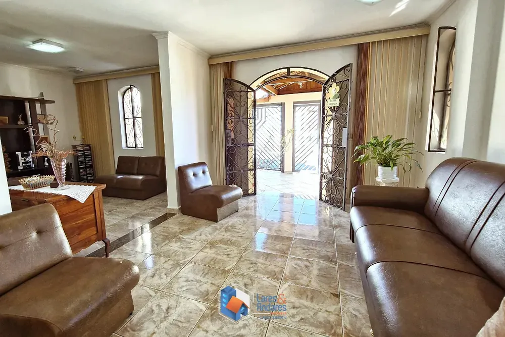Sobrado, 6 quartos, 150 m² - Foto 1
