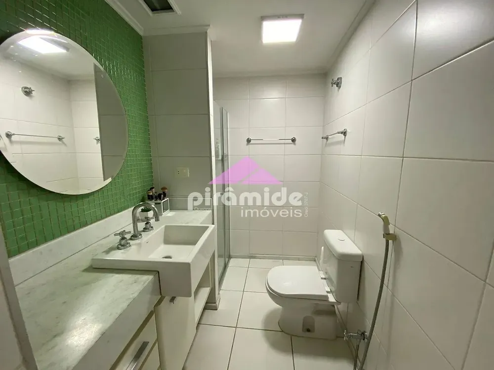 Apartamento, 3 quartos, 120 m² - Foto 1