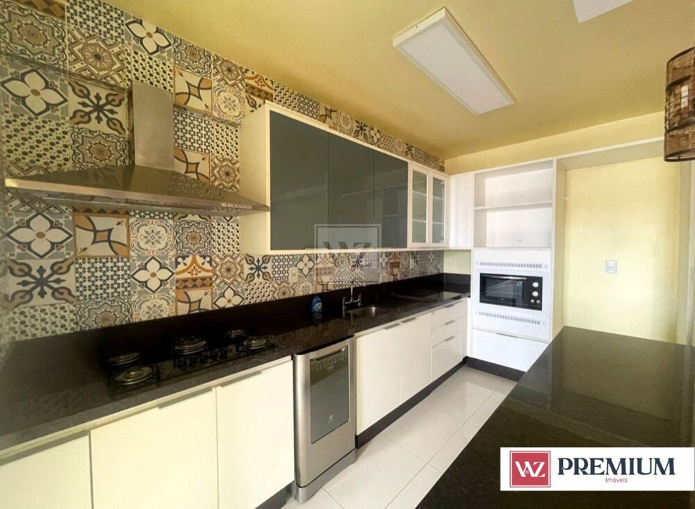 Apartamento à venda com 3 quartos, 155m² - Foto 3