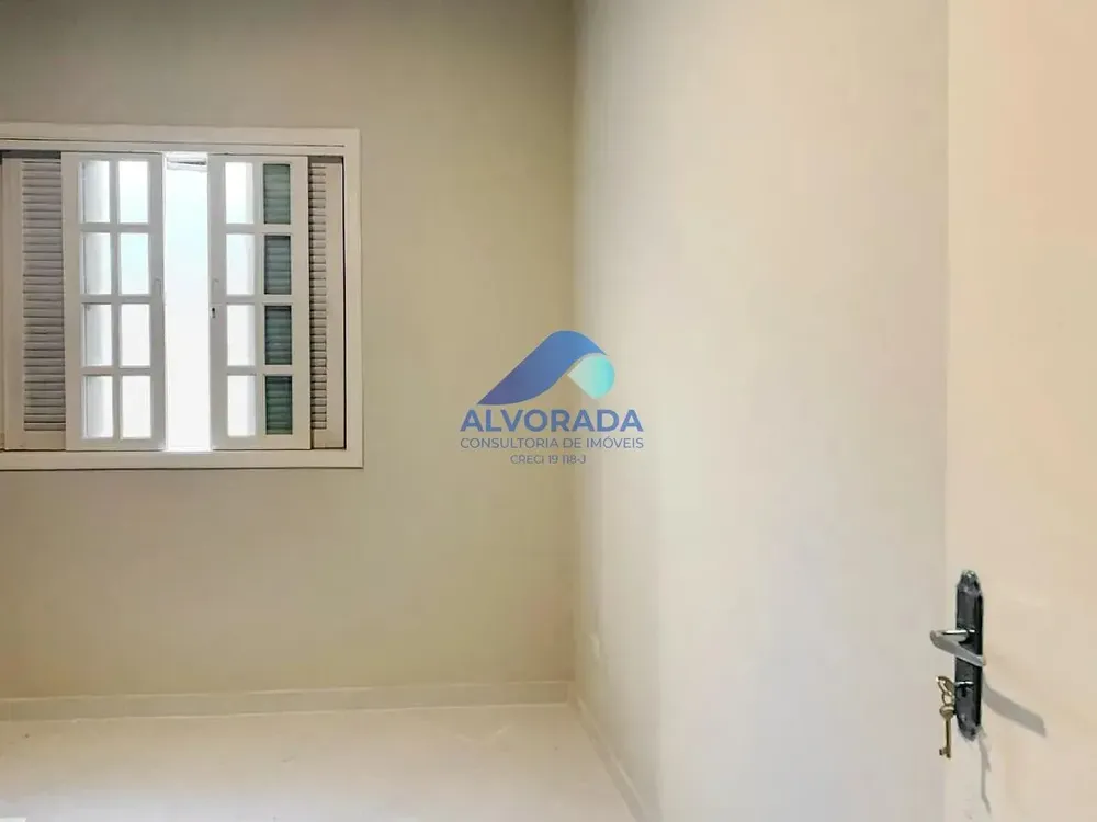 Casa, 2 quartos, 82 m² - Foto 1