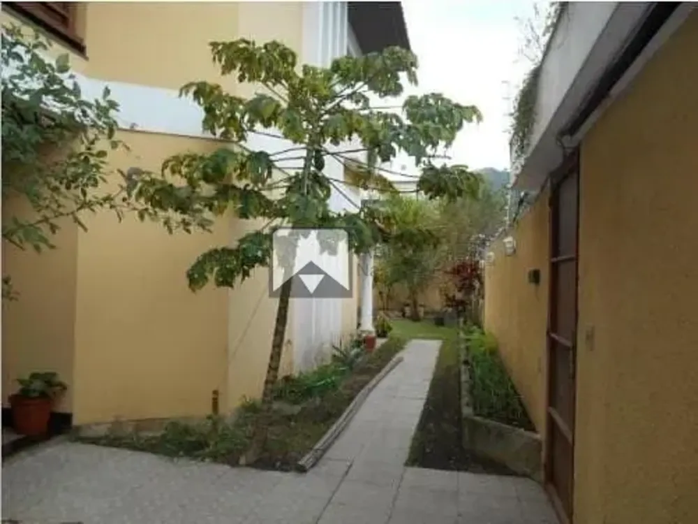 Casa, 4 quartos, 273 m² - Foto 26