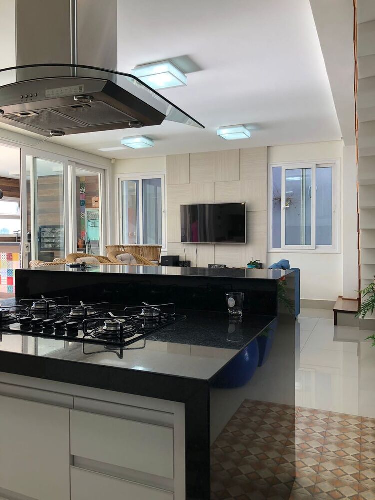 Sobrado à venda com 2 quartos, 227m² - Foto 7