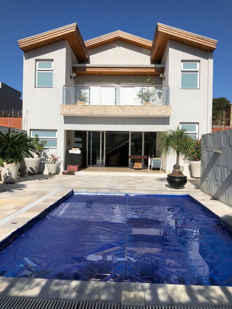 Sobrado à venda com 2 quartos, 227m² - Foto 1