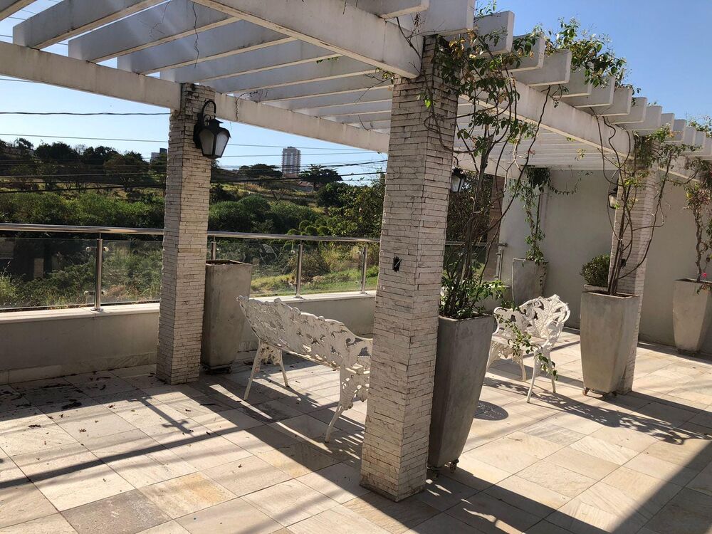 Sobrado à venda com 2 quartos, 227m² - Foto 5