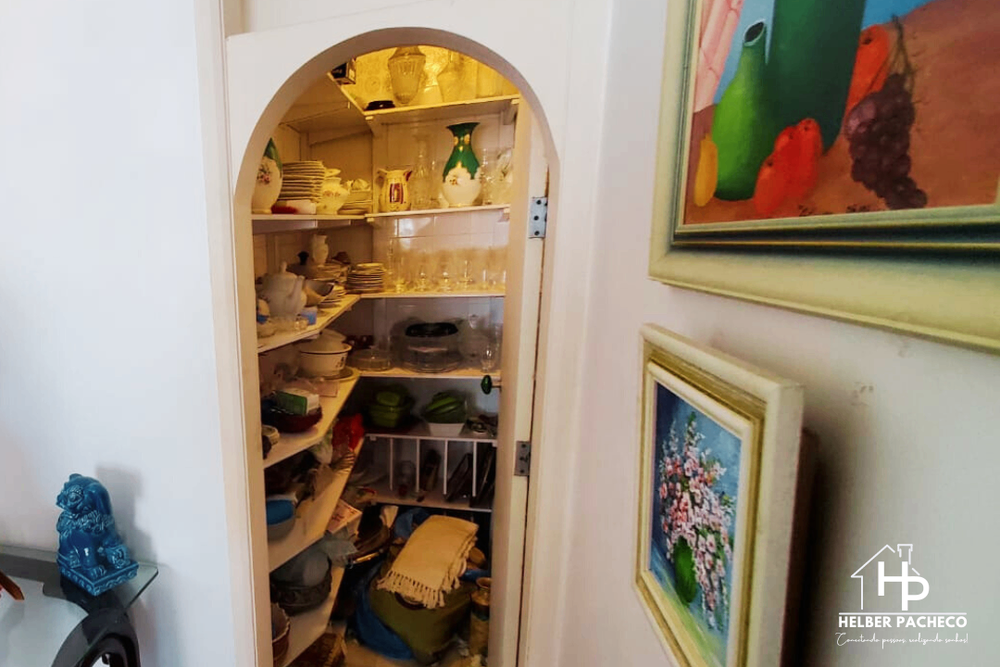 Apartamento à venda com 3 quartos, 132m² - Foto 1