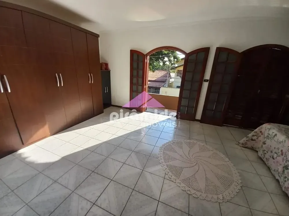 Casa, 6 quartos, 347 m² - Foto 8