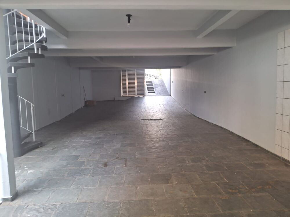Casa para alugar com 3 quartos, 621m² - Foto 7