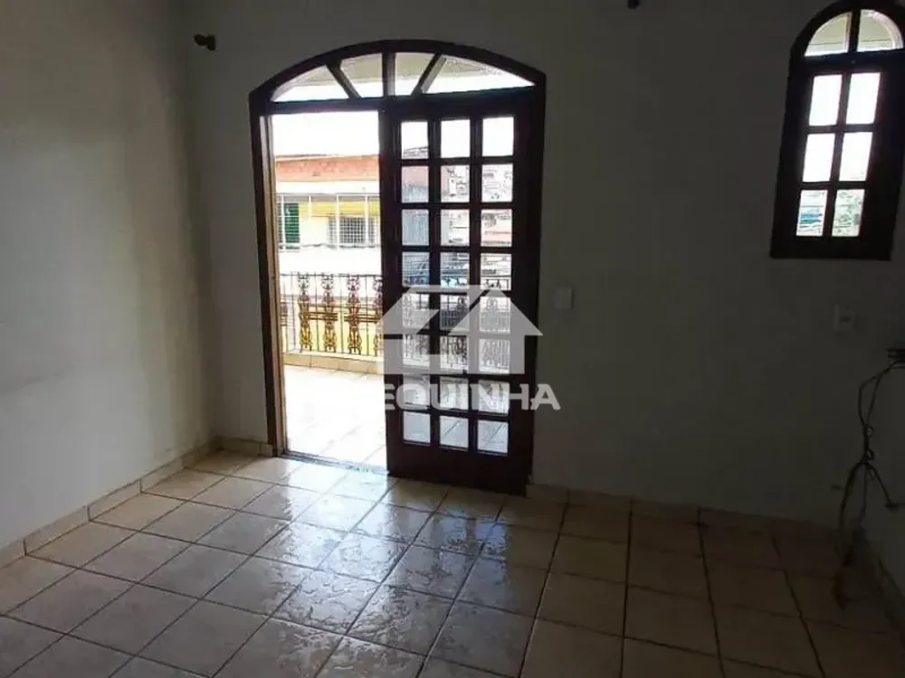 Casa, 3 quartos, 60 m² - Foto 2