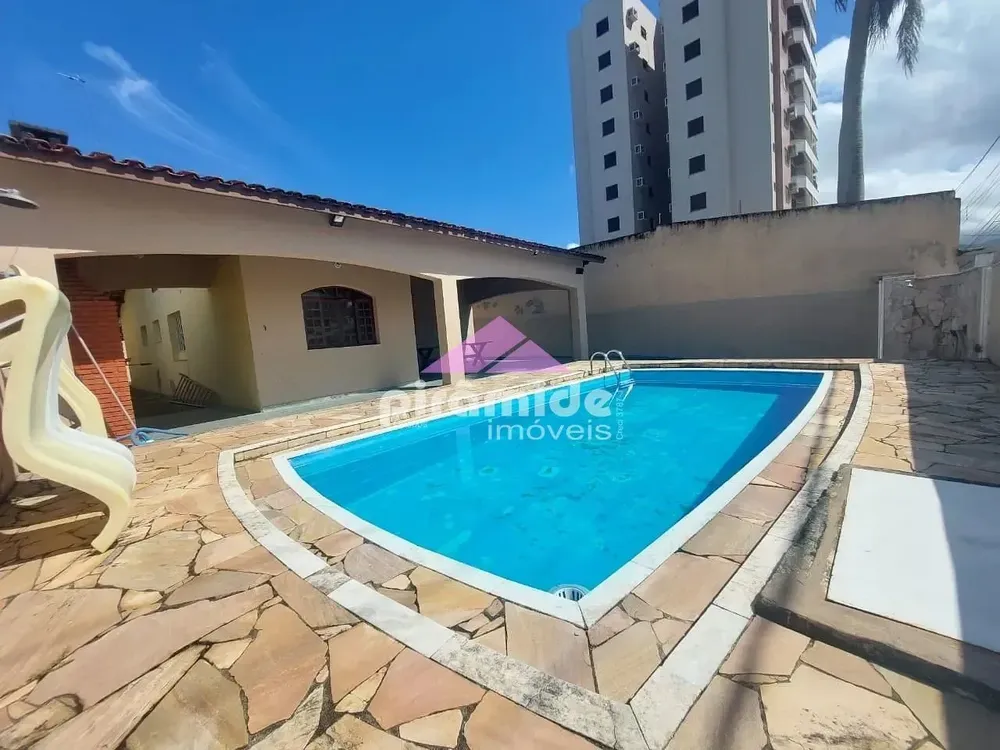 Casa, 3 quartos, 184 m² - Foto 4