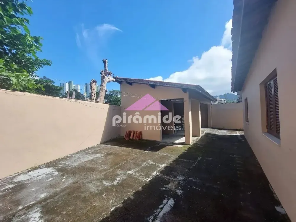 Casa, 3 quartos, 184 m² - Foto 1