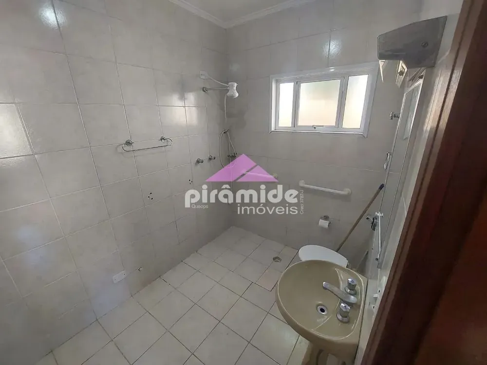 Casa, 3 quartos, 184 m² - Foto 3