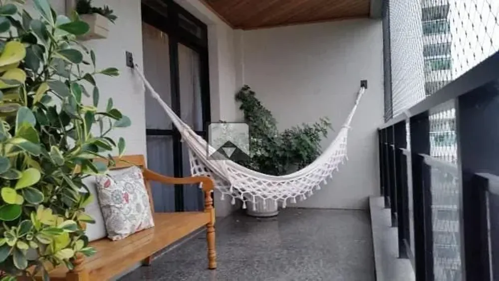 Apartamento, 3 quartos, 215 m² - Foto 1