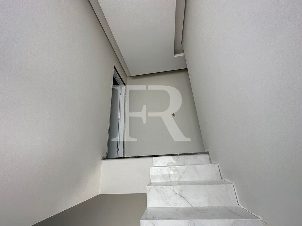 Sobrado à venda com 3 quartos, 113m² - Foto 2