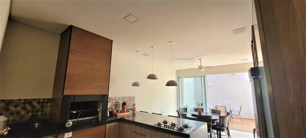 Casa, 3 quartos, 200 m² - Foto 1