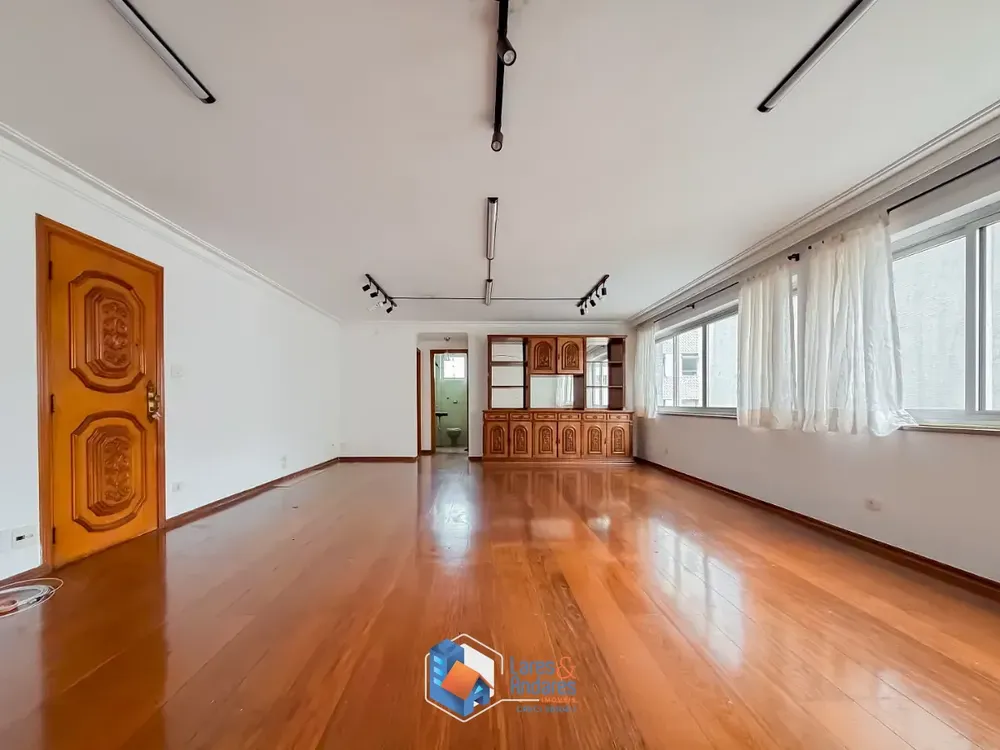 Apartamento, 3 quartos, 209 m² - Foto 2