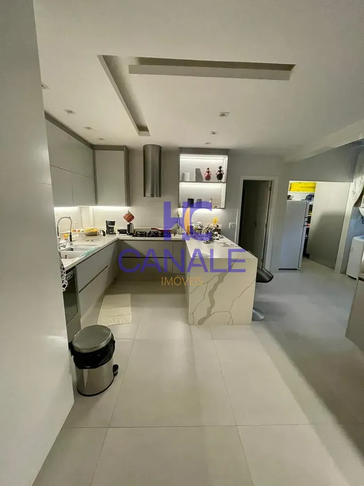 Apartamento, 4 quartos, 230 m² - Foto 2