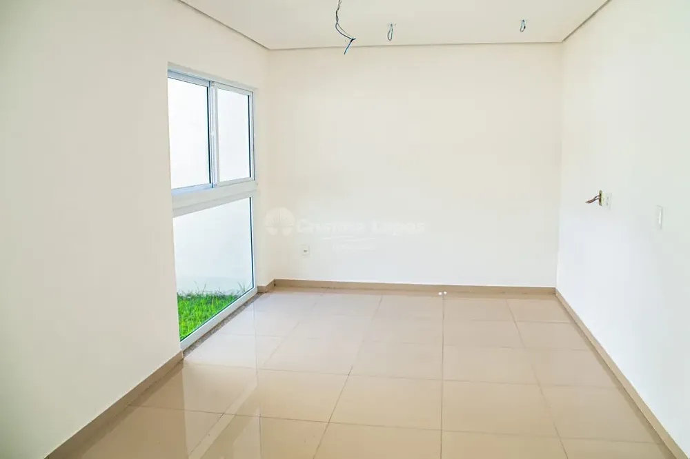 Casa, 4 quartos, 139 m² - Foto 1