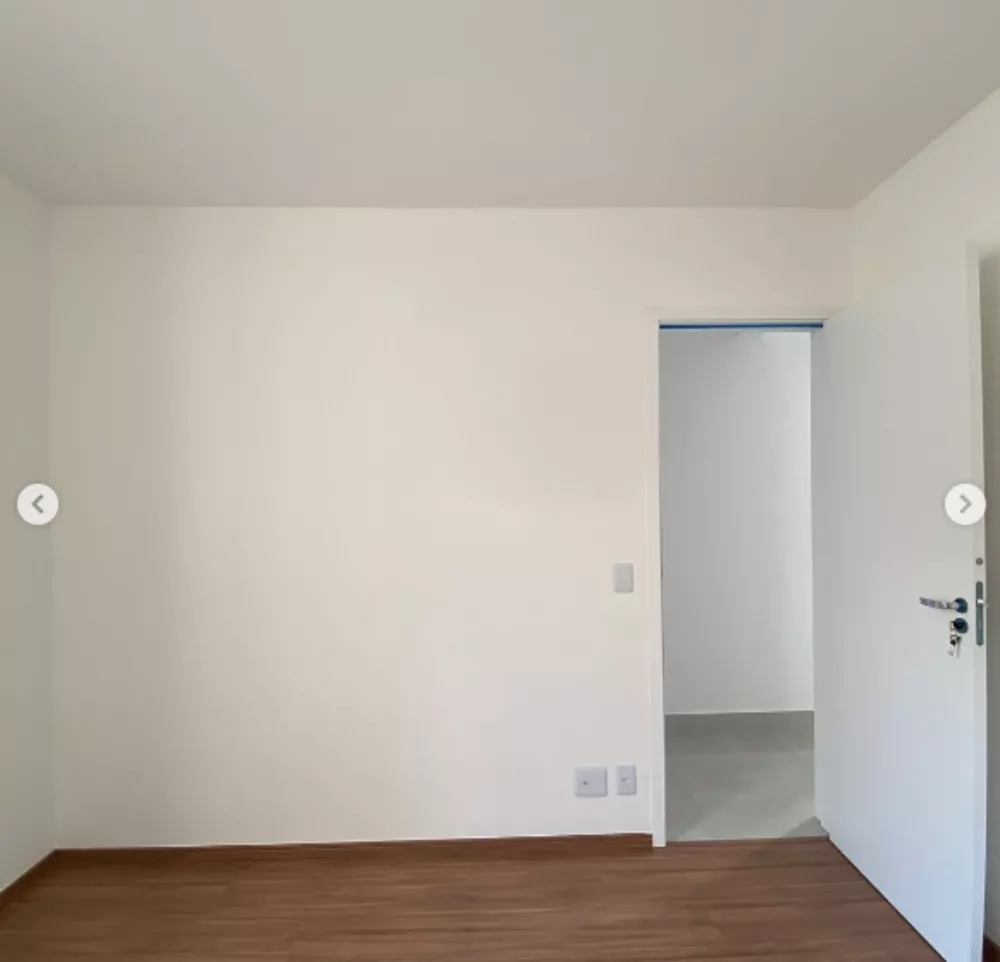 Apartamento à venda com 3 quartos, 75m² - Foto 4