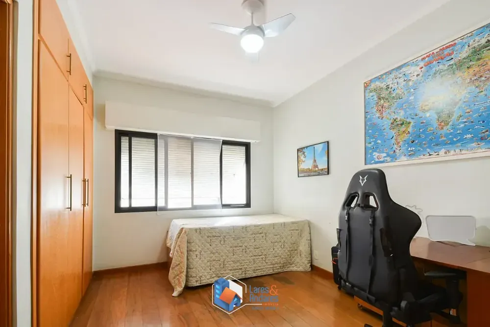 Apartamento, 3 quartos, 220 m² - Foto 1
