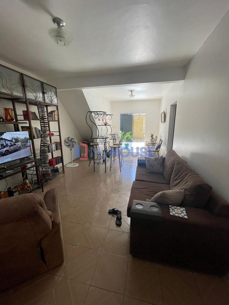 Casa à venda com 4 quartos, 221m² - Foto 16