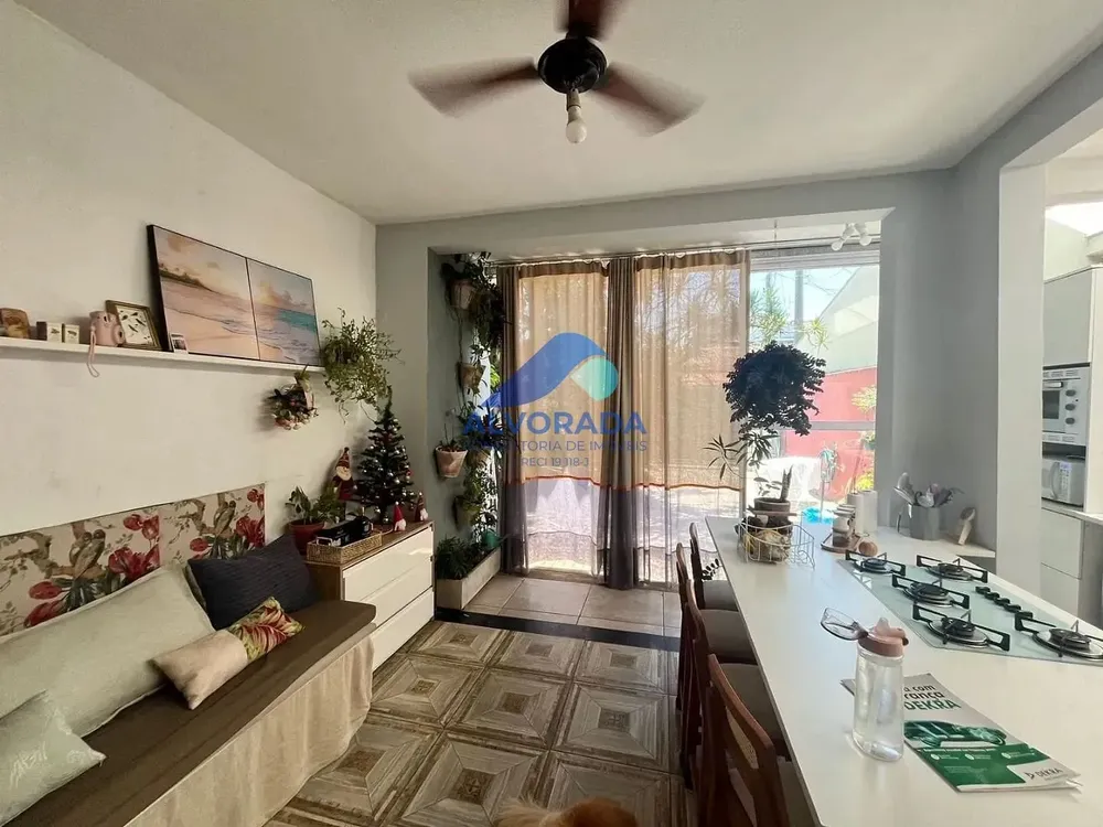 Sobrado, 6 quartos, 160 m² - Foto 1