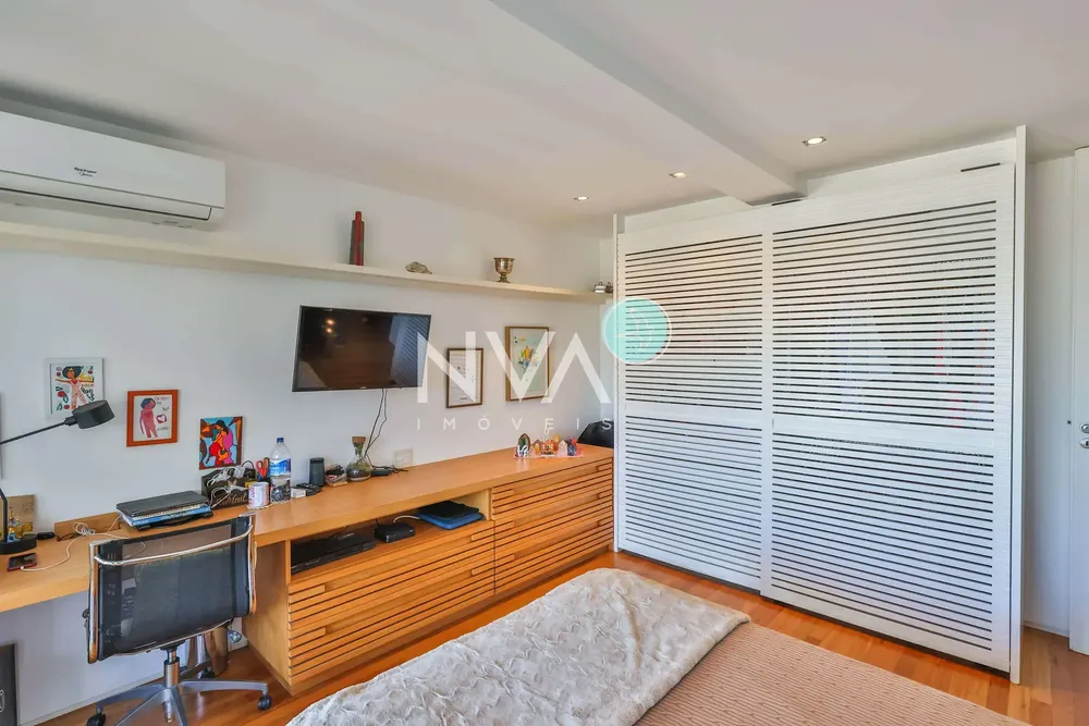 Cobertura, 3 quartos, 244 m² - Foto 10