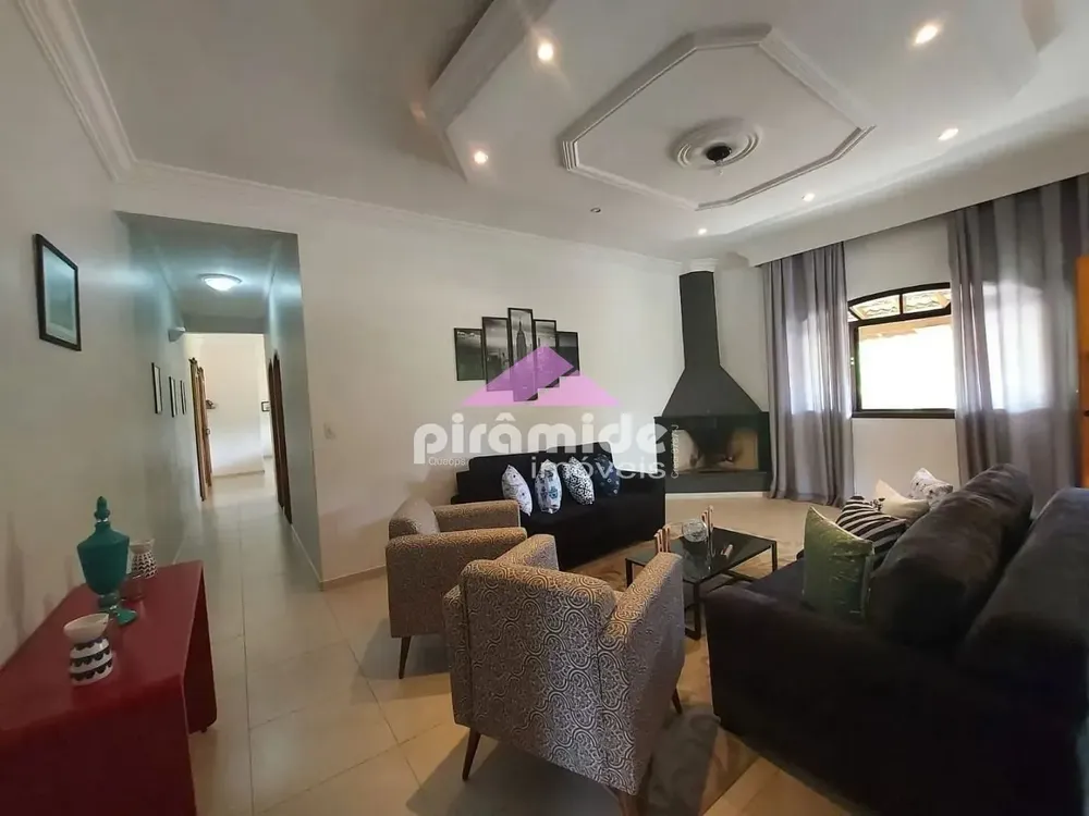Casa, 4 quartos, 315 m² - Foto 2