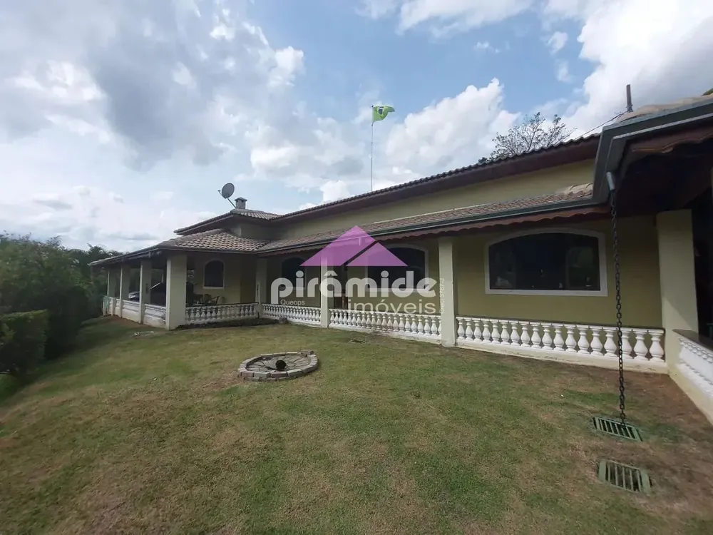 Casa, 4 quartos, 315 m² - Foto 1