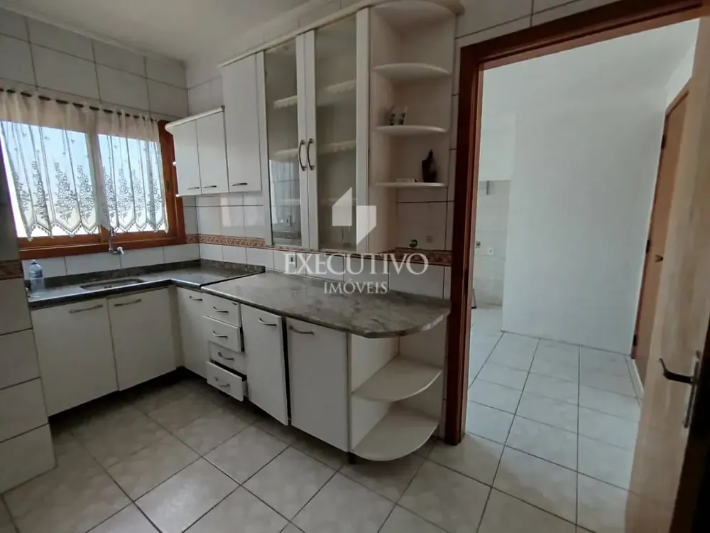 Apartamento, 3 quartos, 134 m² - Foto 2