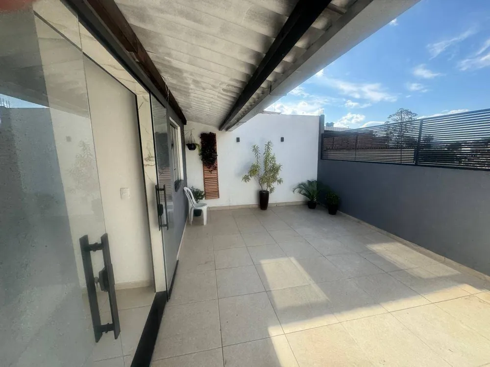 Casa, 3 quartos, 250 m² - Foto 2