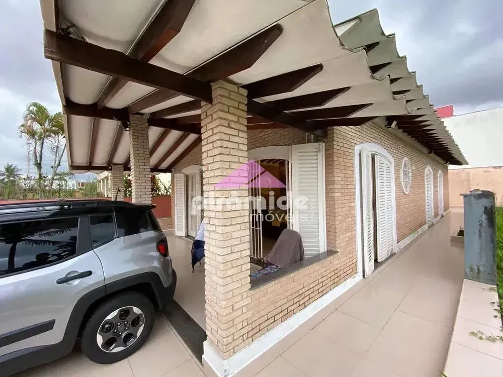 Casa, 4 quartos, 600 m² - Foto 1