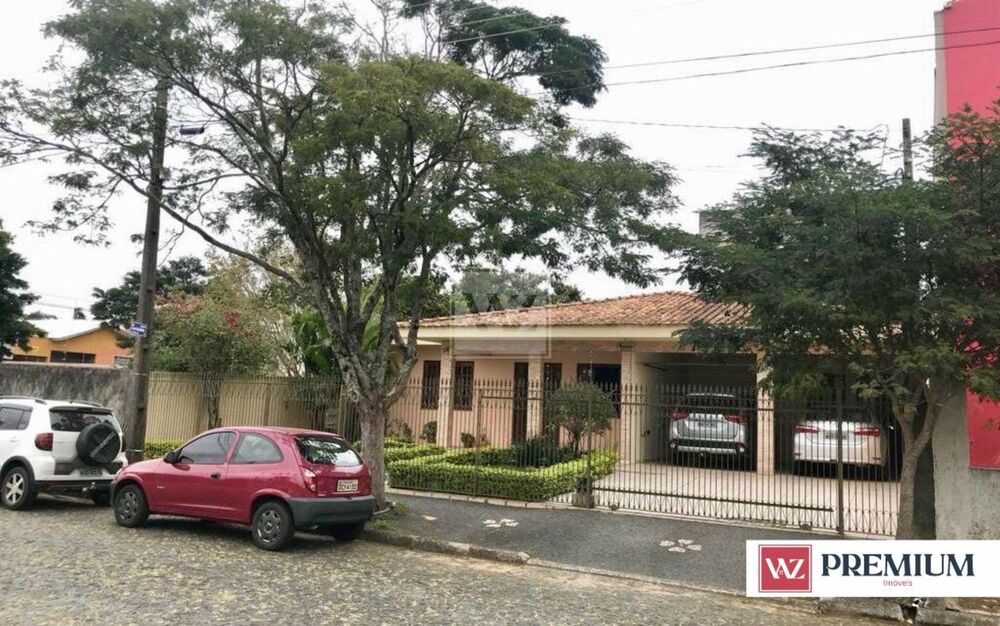 Casa à venda com 3 quartos, 184m² - Foto 2