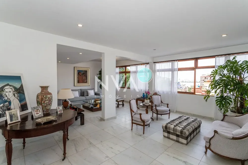 Casa, 3 quartos, 240 m² - Foto 2