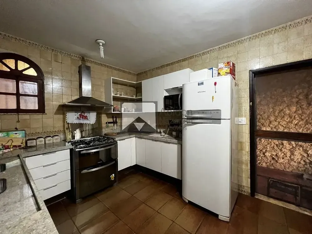 Casa, 4 quartos, 220 m² - Foto 22