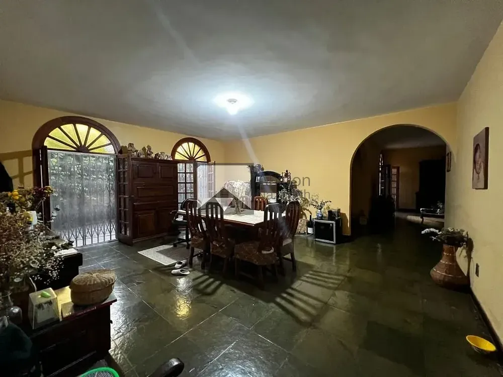 Casa, 4 quartos, 220 m² - Foto 13