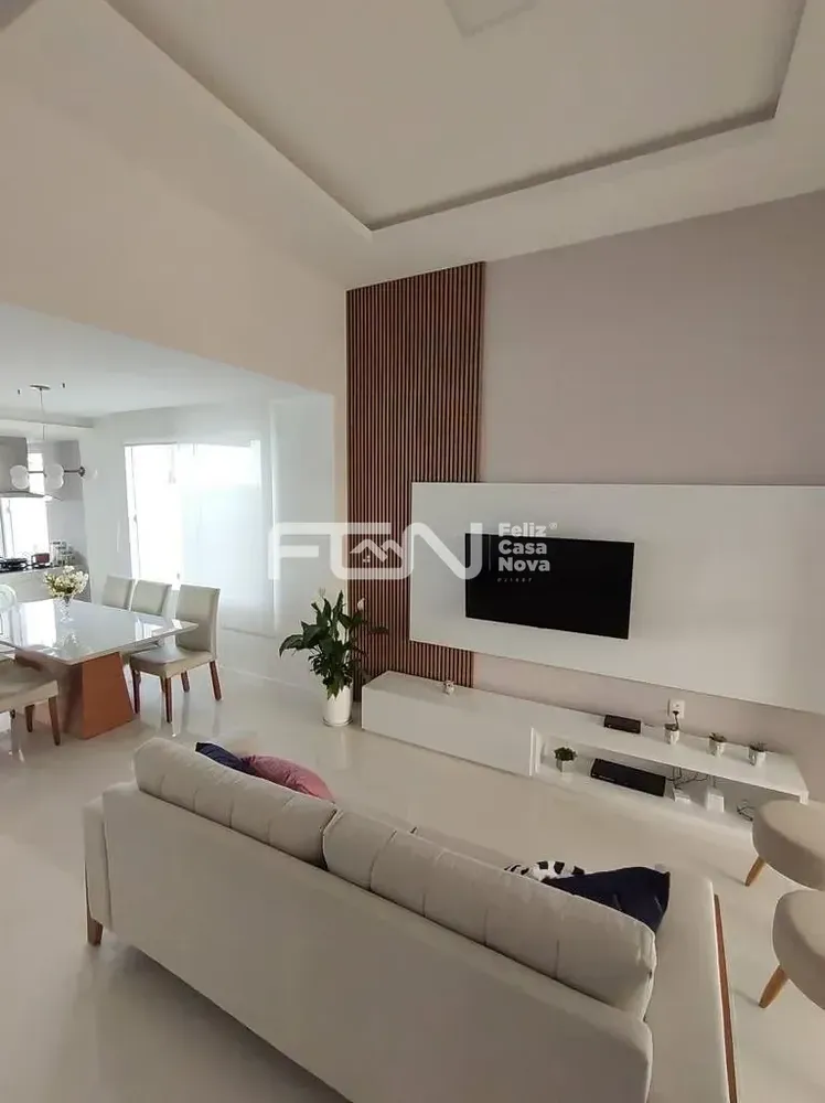 Casa, 3 quartos, 138 m² - Foto 2
