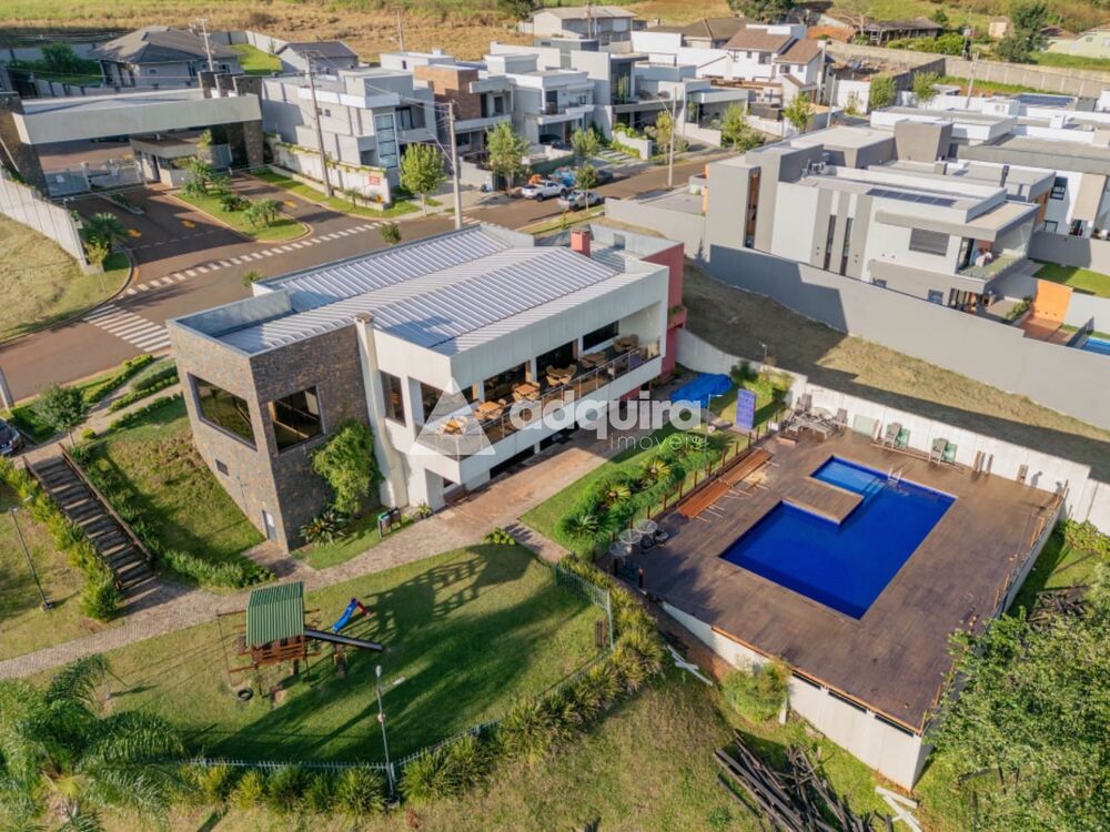 Casa à venda com 3 quartos, 374m² - Foto 1