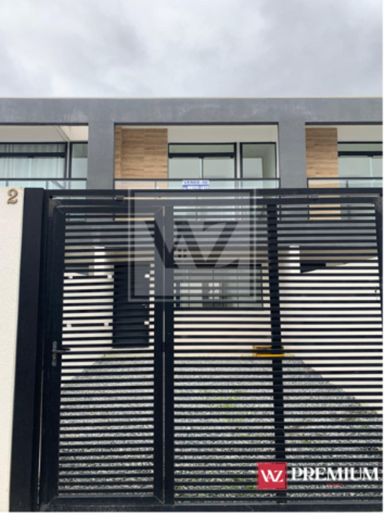 Sobrado à venda com 3 quartos, 110m² - Foto 1