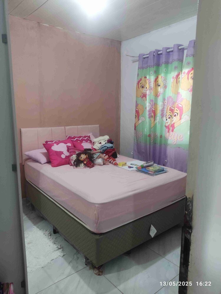 Casa à venda com 6 quartos, 250m² - Foto 4