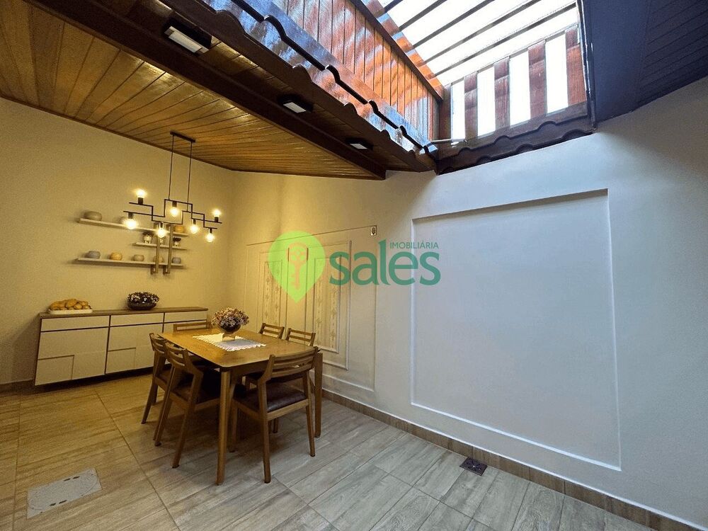 Casa à venda com 3 quartos, 135m² - Foto 4