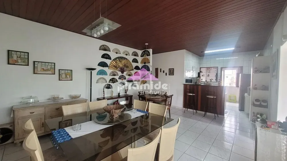 Casa, 6 quartos, 275 m² - Foto 5