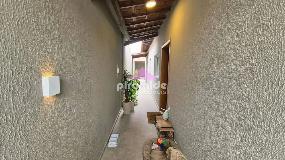 Casa, 4 quartos, 139 m² - Foto 2