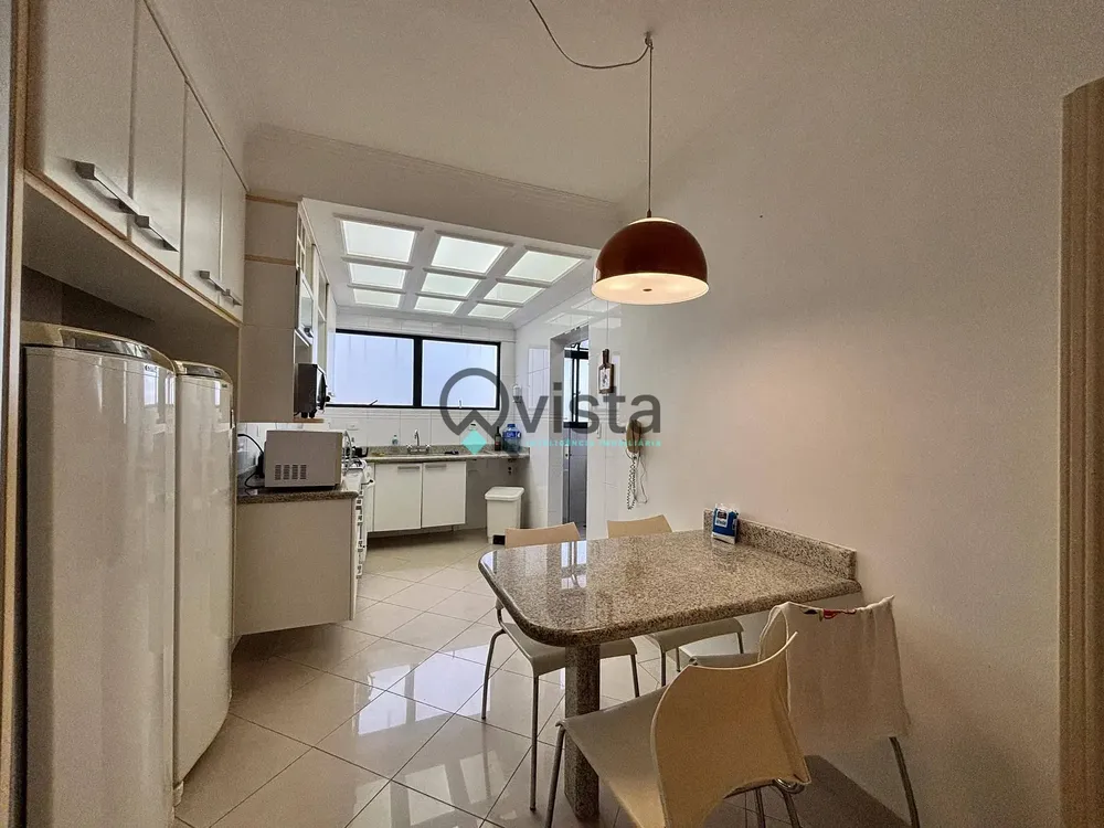 Apartamento, 3 quartos, 190 m² - Foto 2