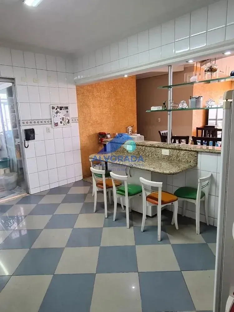 Apartamento, 4 quartos, 120 m² - Foto 1
