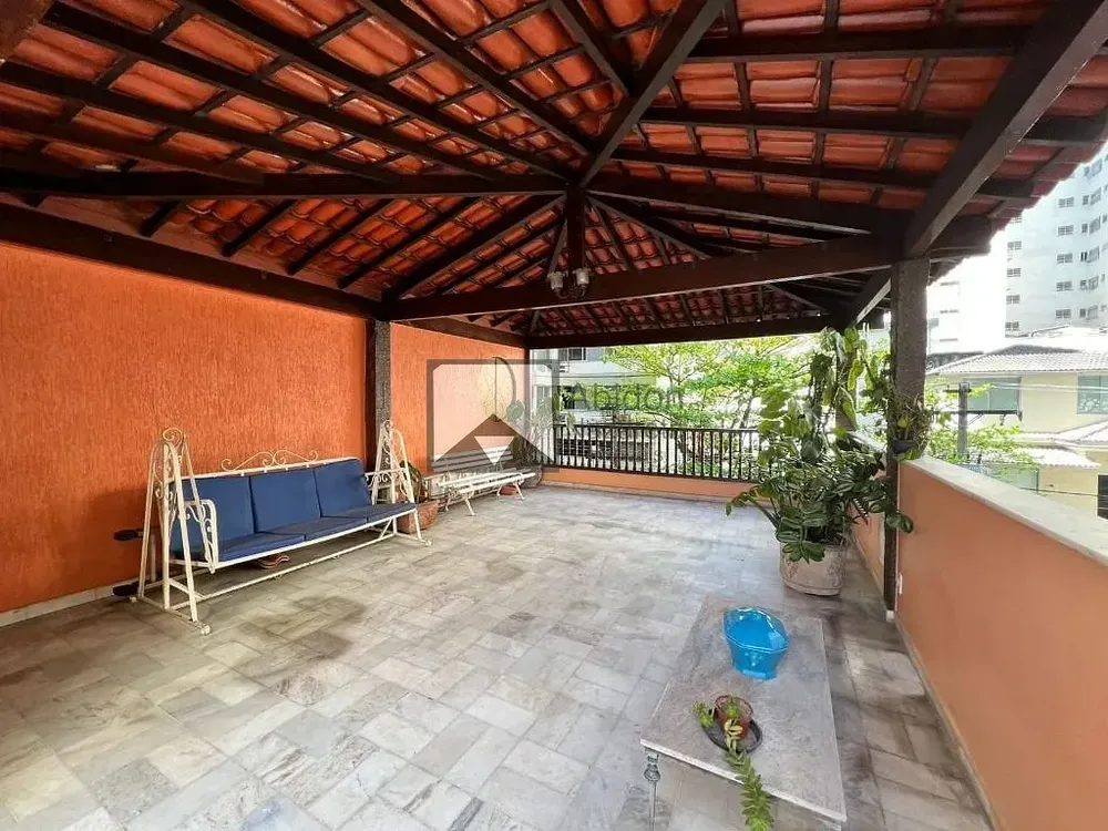 Casa, 4 quartos, 198 m² - Foto 2