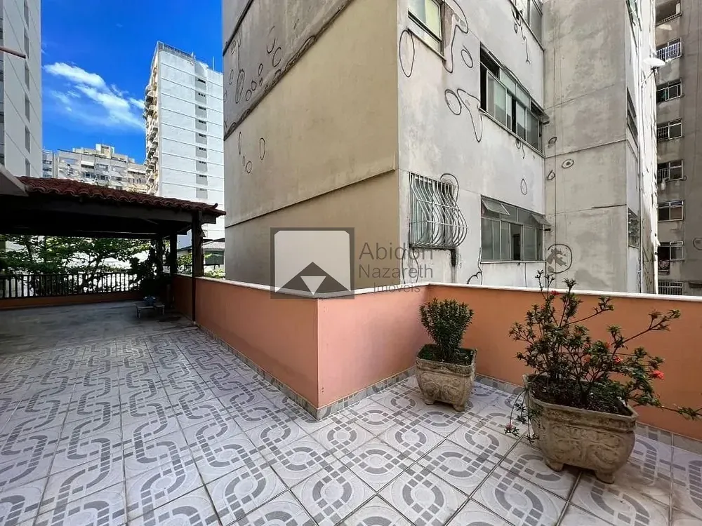 Casa, 4 quartos, 198 m² - Foto 1