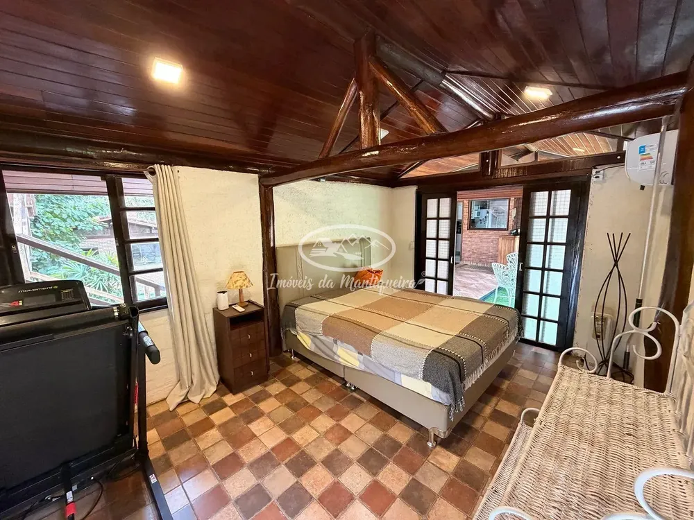 Casa, 4 quartos, 353 m² - Foto 28