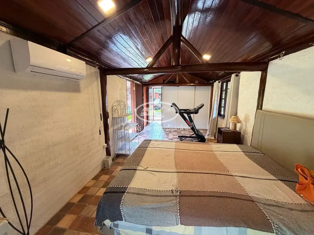 Casa, 4 quartos, 353 m² - Foto 31